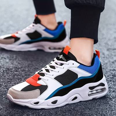 Blockierte Schnürschuhe
