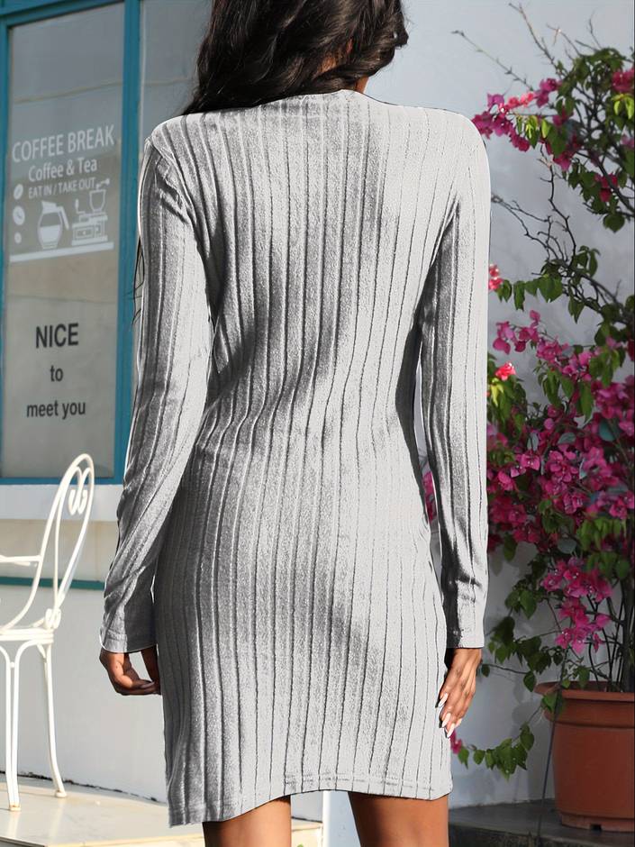 Kleid mit Knopfleiste