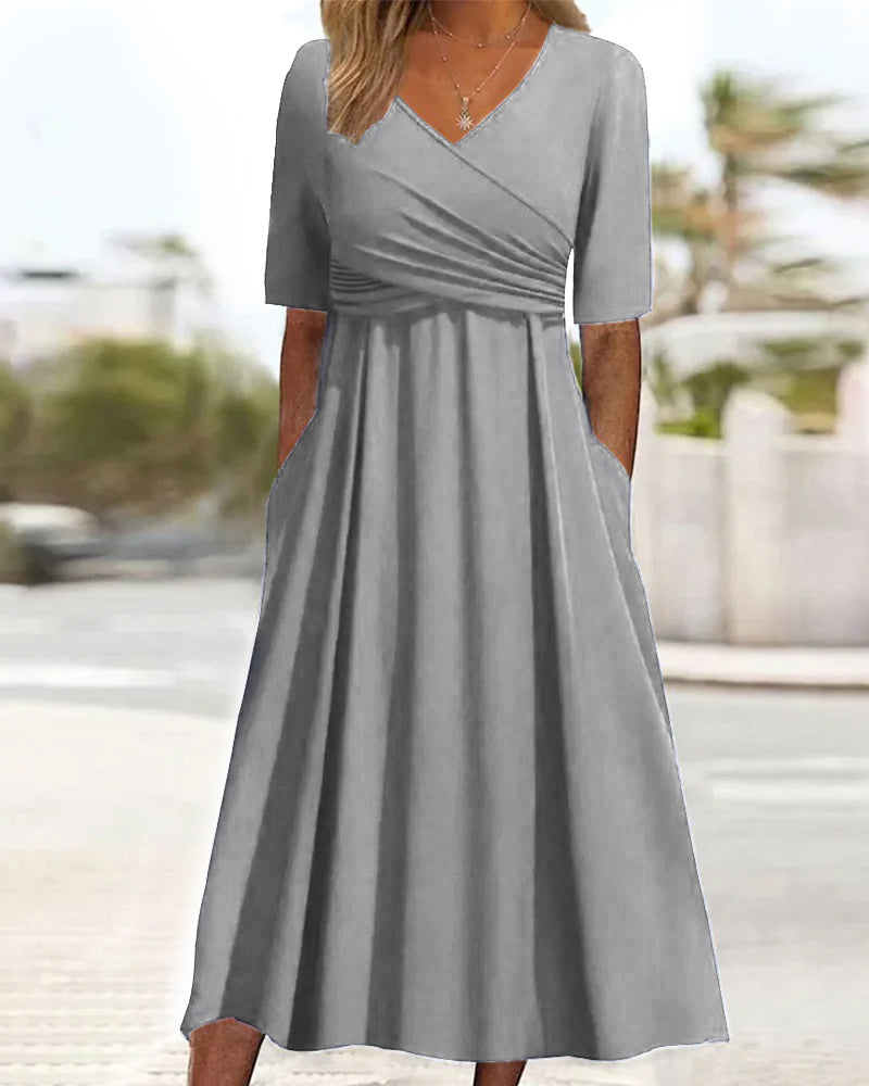 Casendra | Elegantes Midikleid mit kurzen Ärmeln