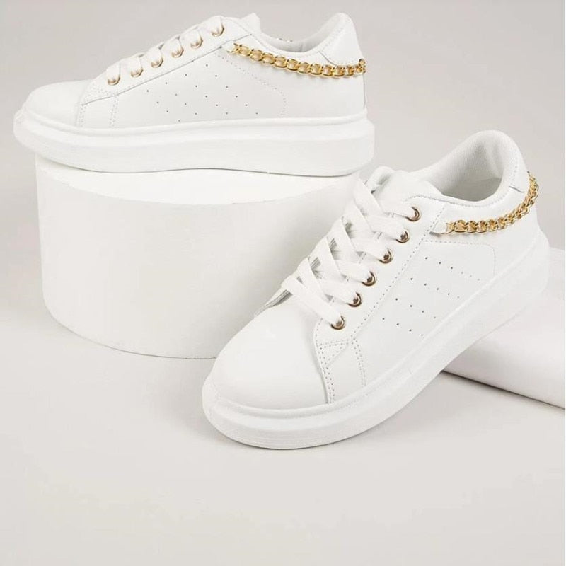 Niedrige Sneaker mit Gliederkette