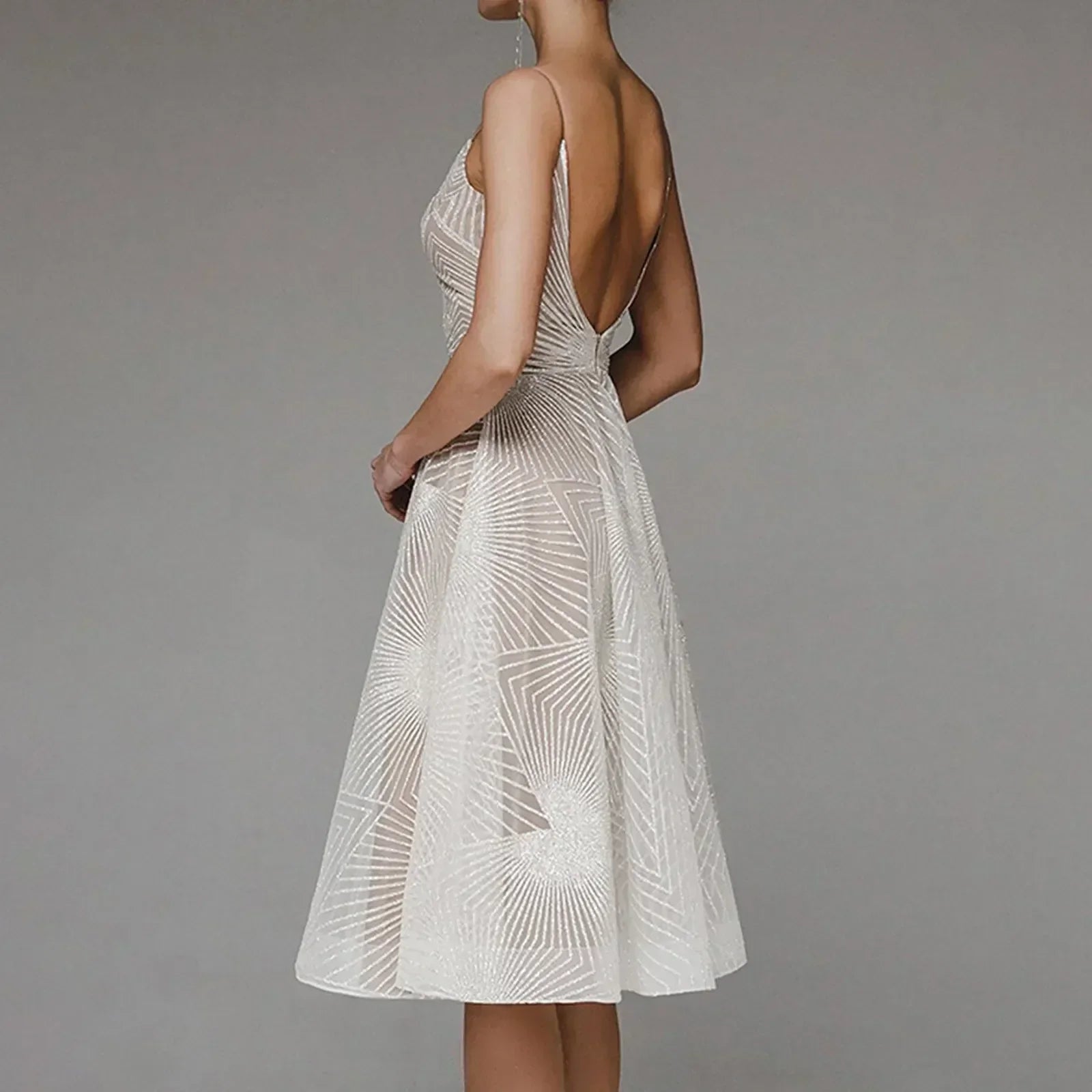 Melissa | Glamouröses Cocktailkleid mit funkelndem Design