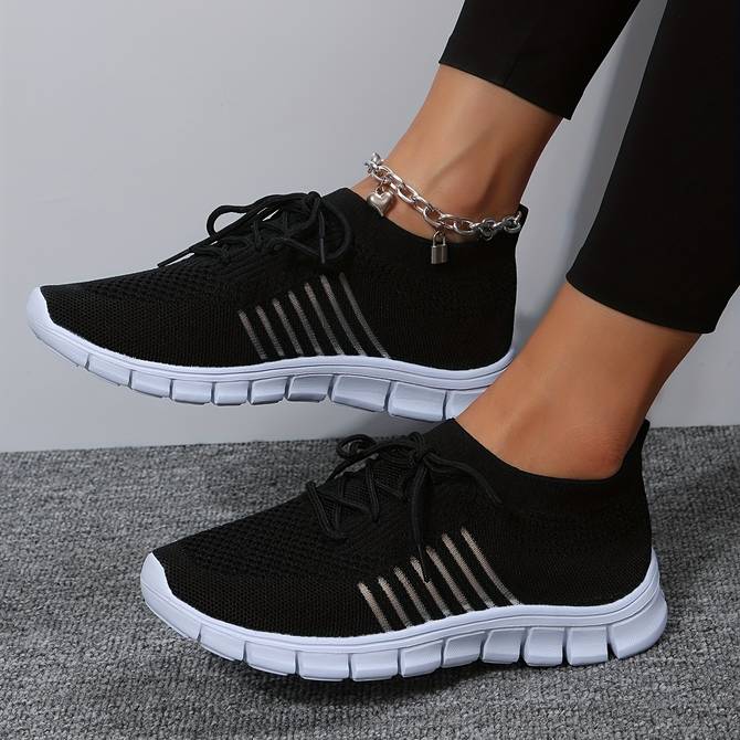 Casual Sneakers mit Schnürsenkeln