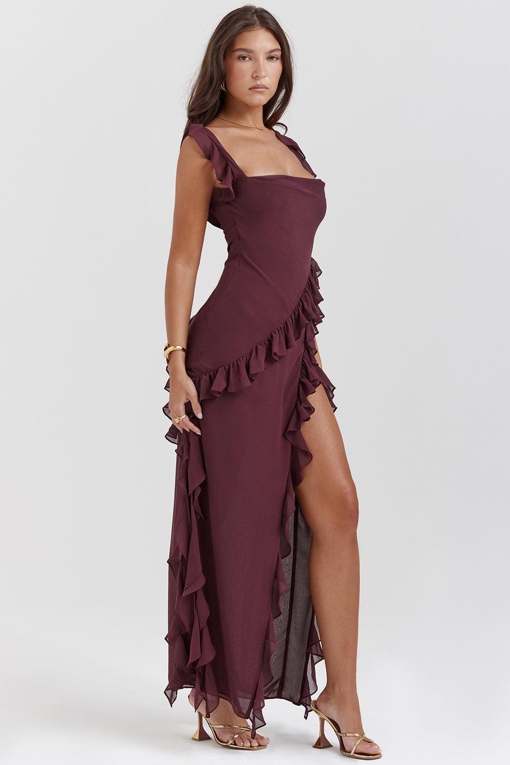 Lara | Elegantes Abendkleid mit Rüschen und hohem Schlitz