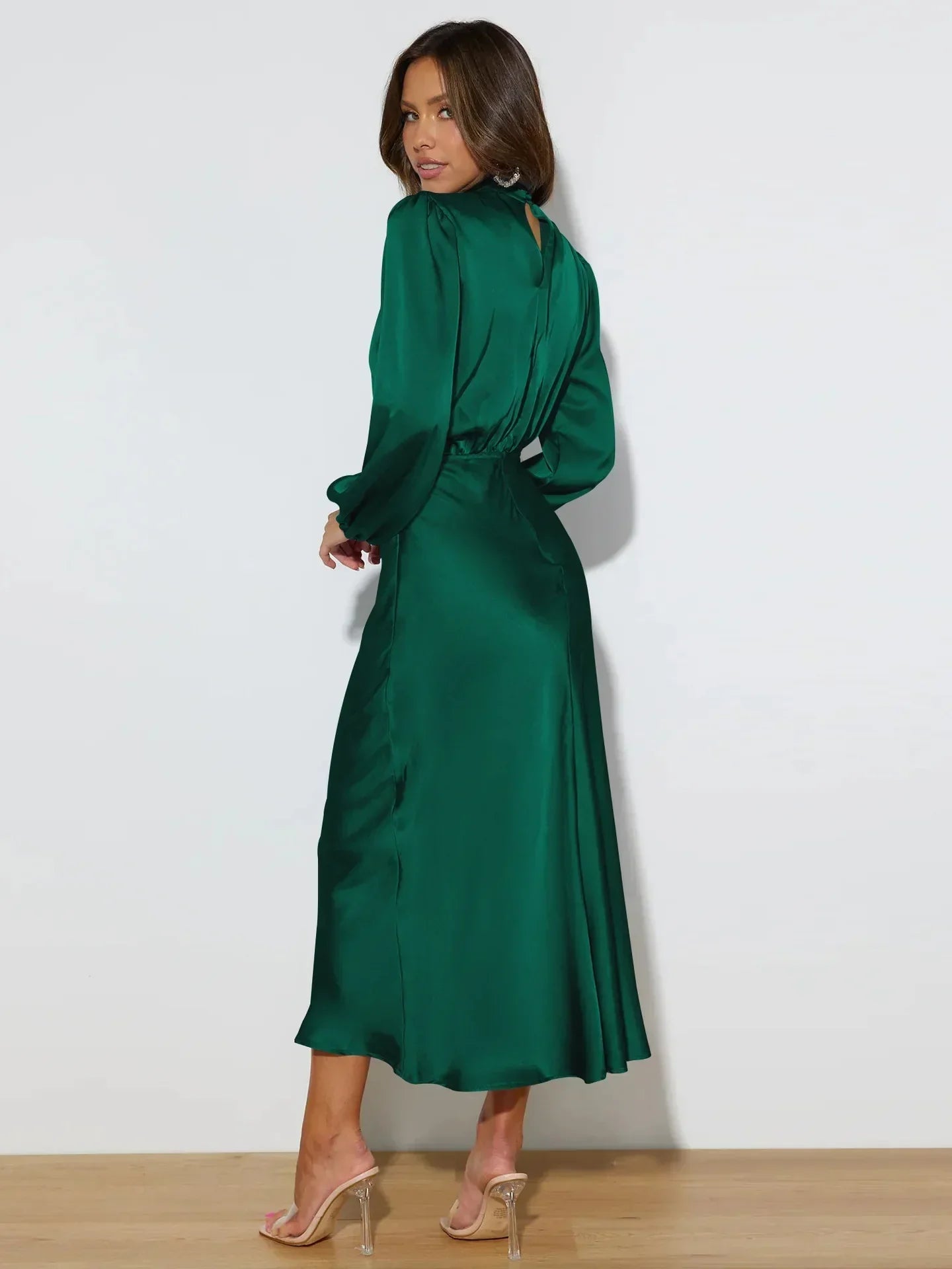 Taliyah | Langärmeliges Vintage-Satin-Kleid