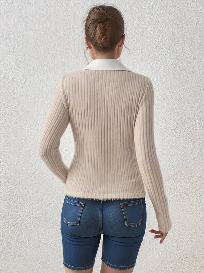 Modischer Strickpulli