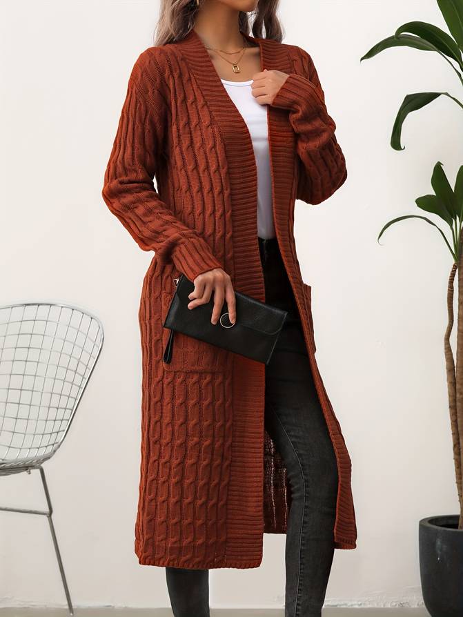 Braune lange Strickjacke