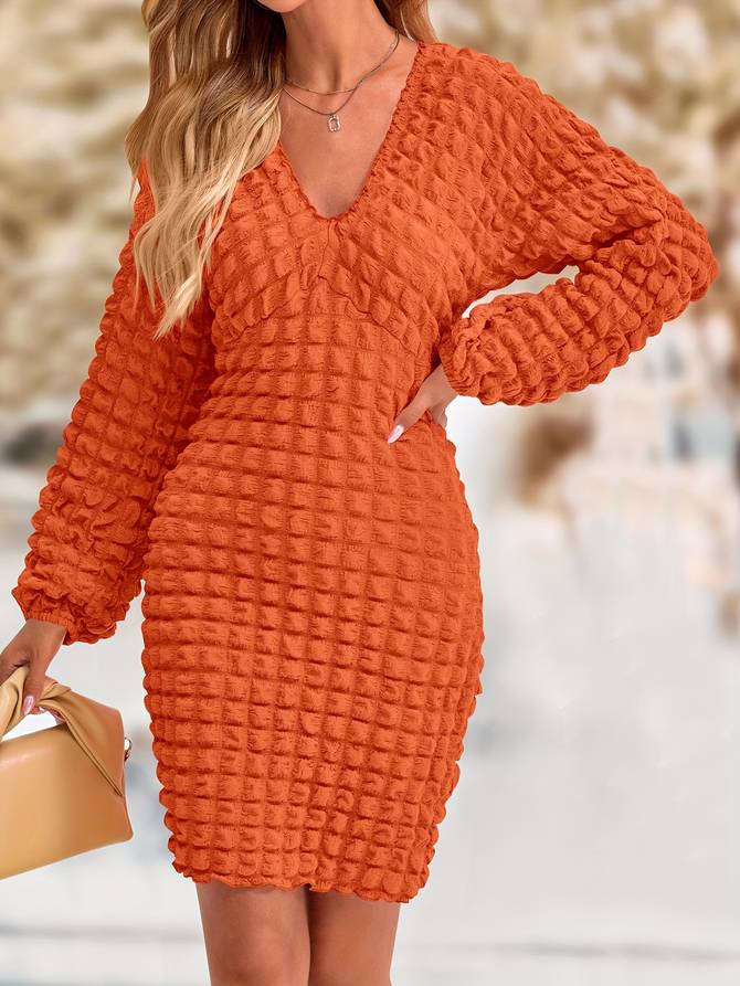 Oranges Kleid mit Textur