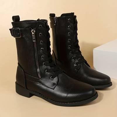 Ankle Boots mit Reißverschluss und Spitze