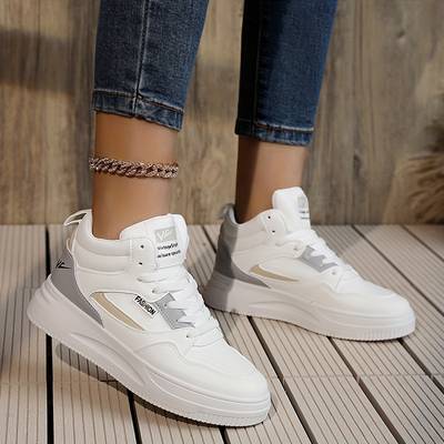 Sportliche Damen-Turnschuhe