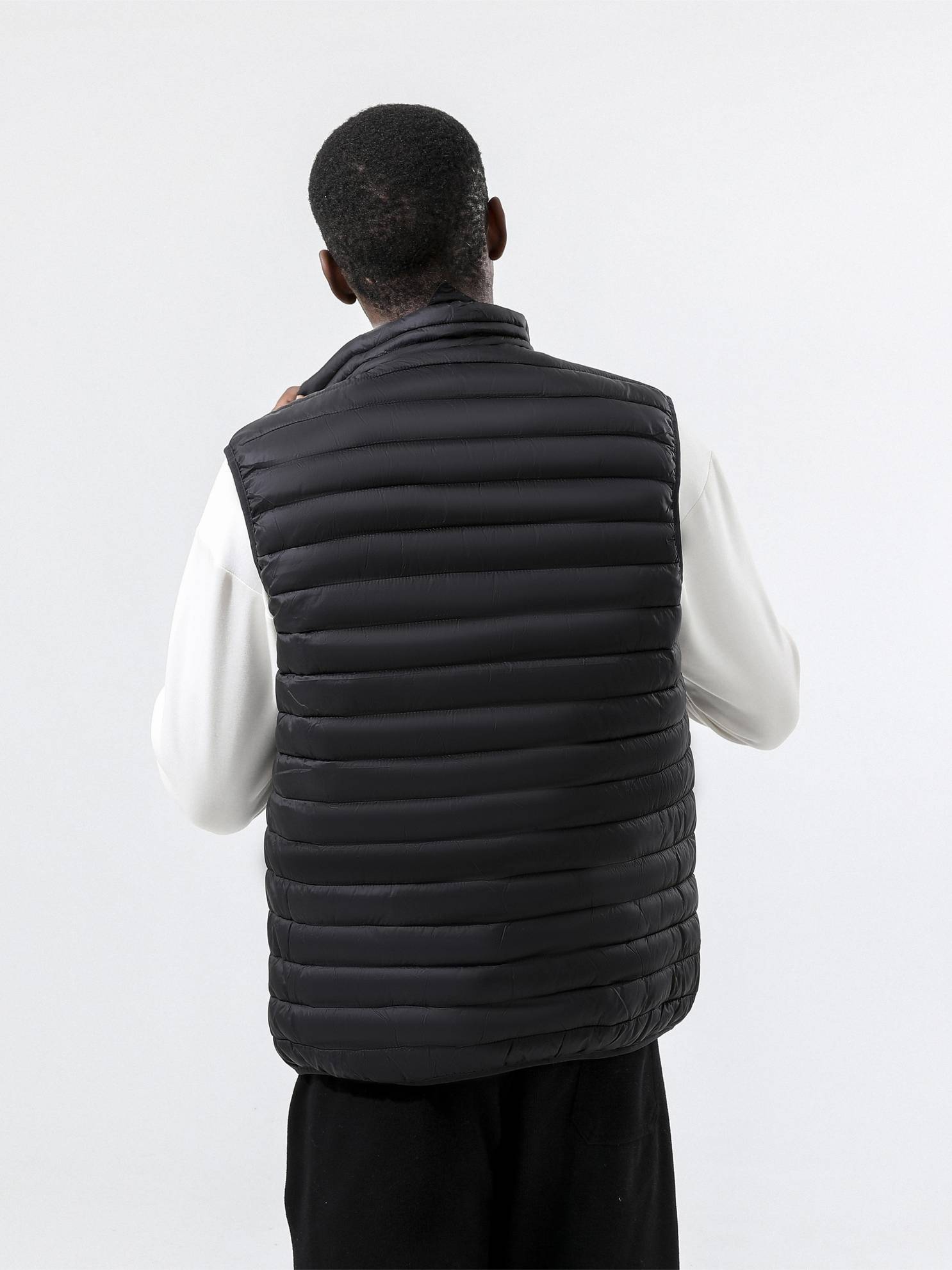 Bodywarmer mit hohem Kragen