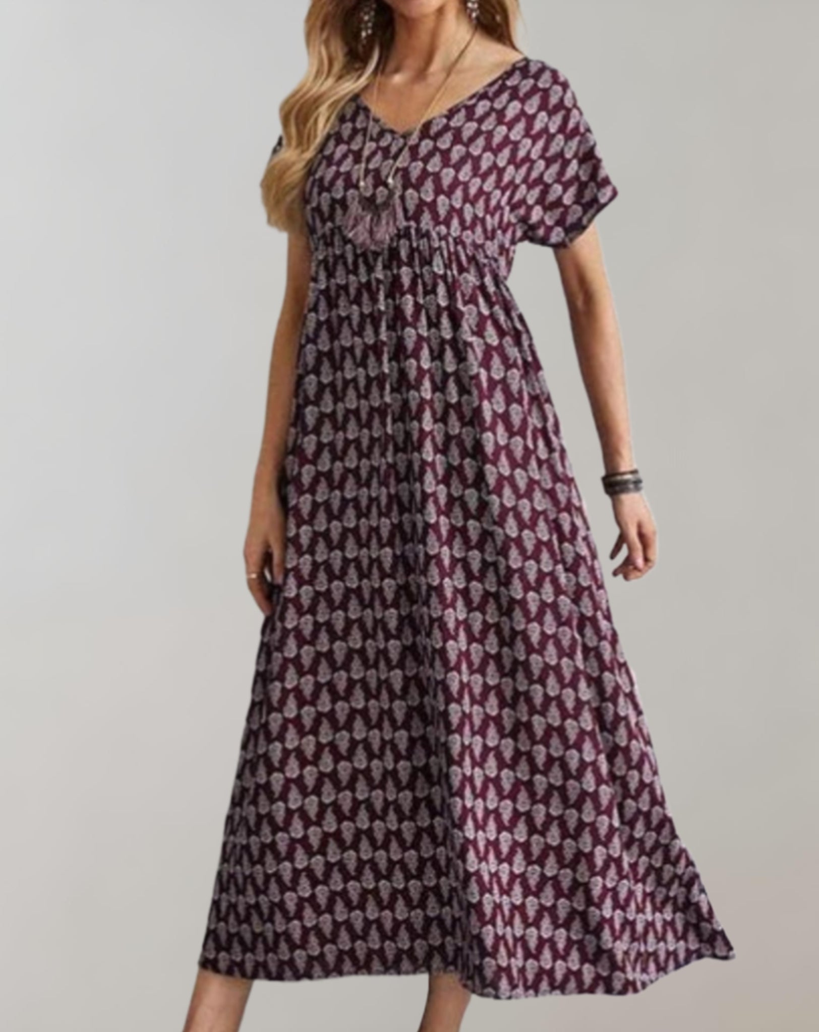 Fiona | Lockeres und kurzärmeliges langes Kleid im Vintage-Stil mit V-Ausschnitt