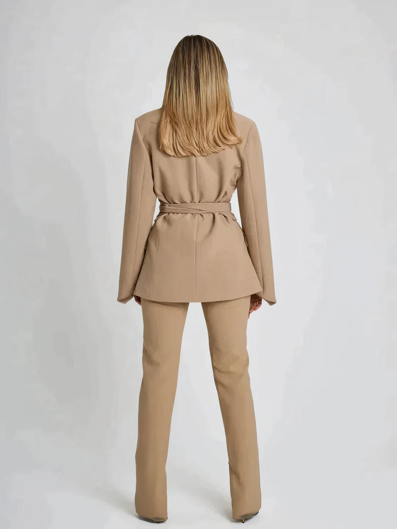 Julie | Vielseitiger Blazer für Damen