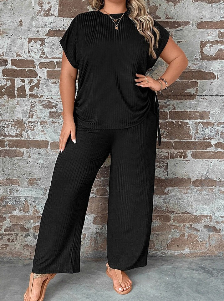 Lana | Plus Size Zweiteilige sexy Hose mit kurzen Ärmeln und weiten Beinen