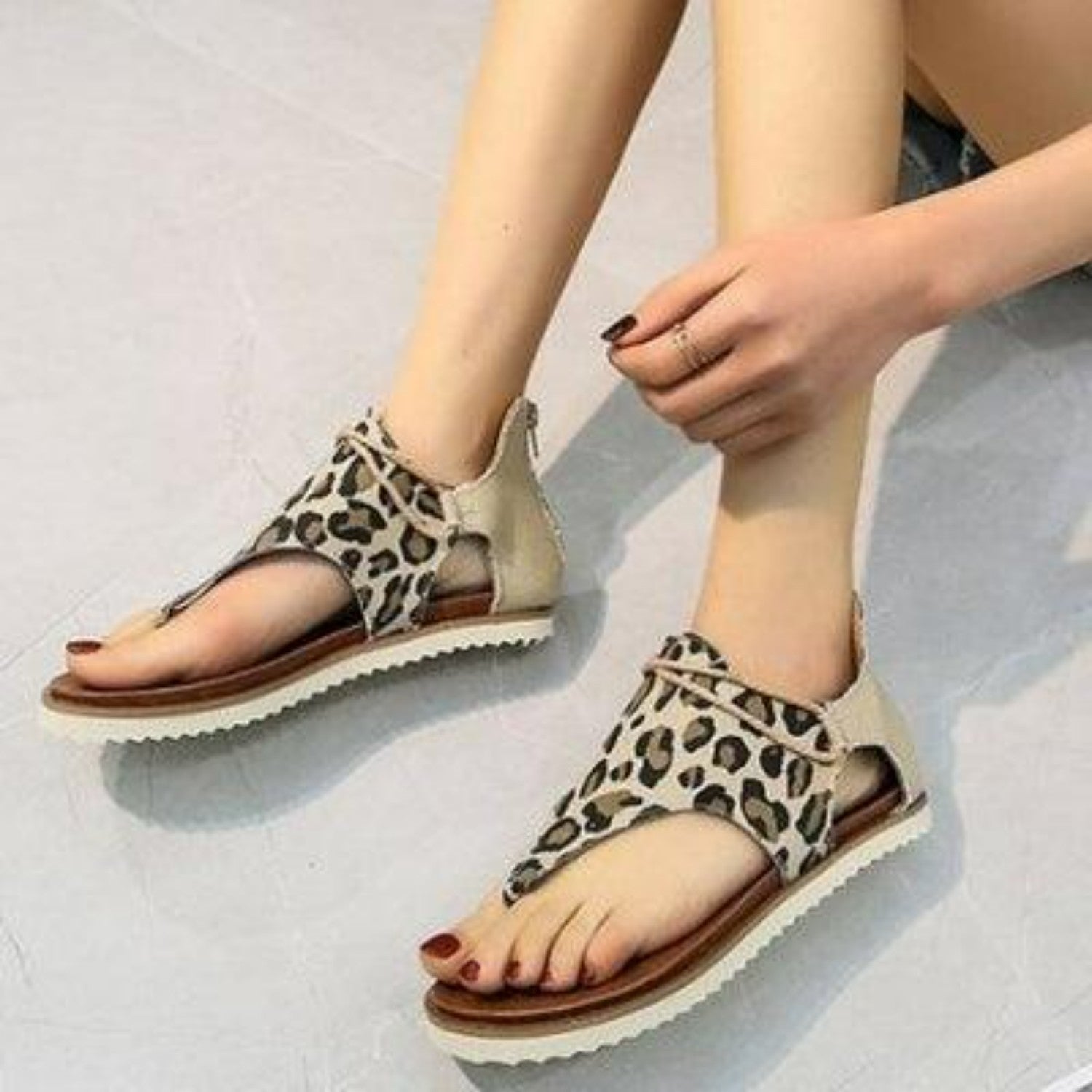 Leoparden-Gladiator-Sandalen