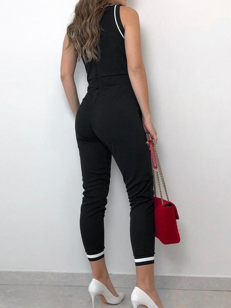 Schwarzer Jumpsuit