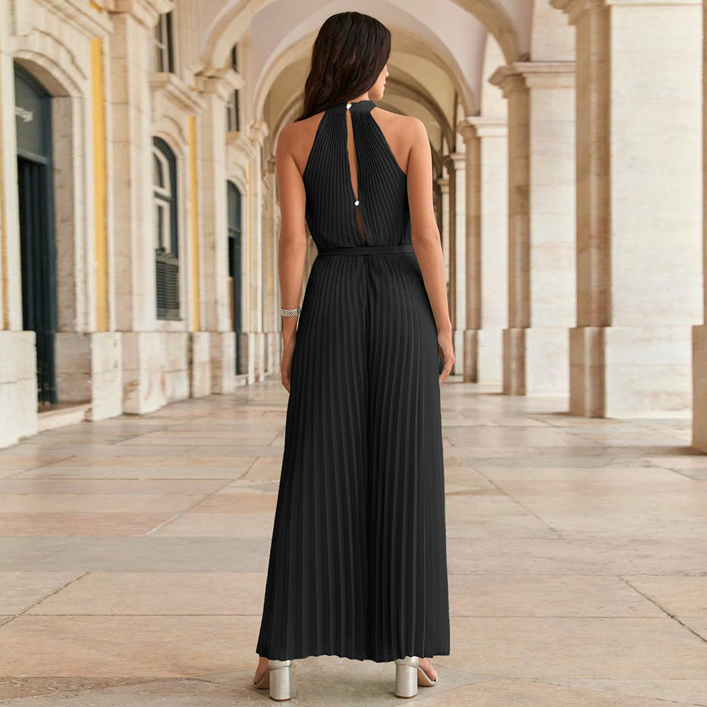 Schwarzer plissierter Jumpsuit