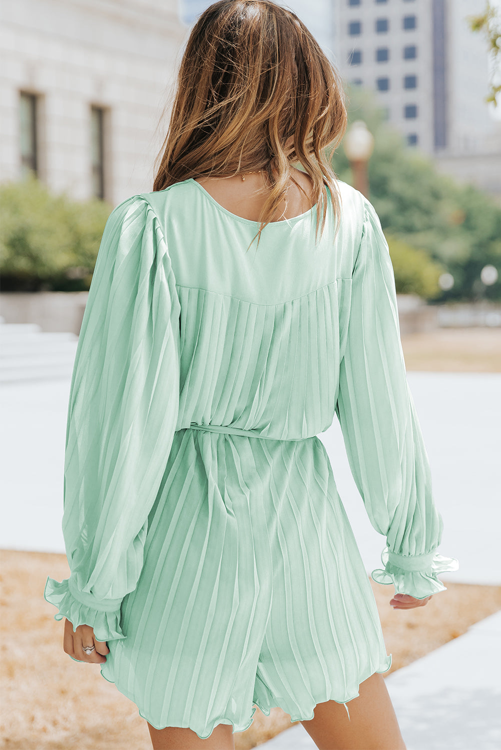 Mintgrüner plissierter Playsuit