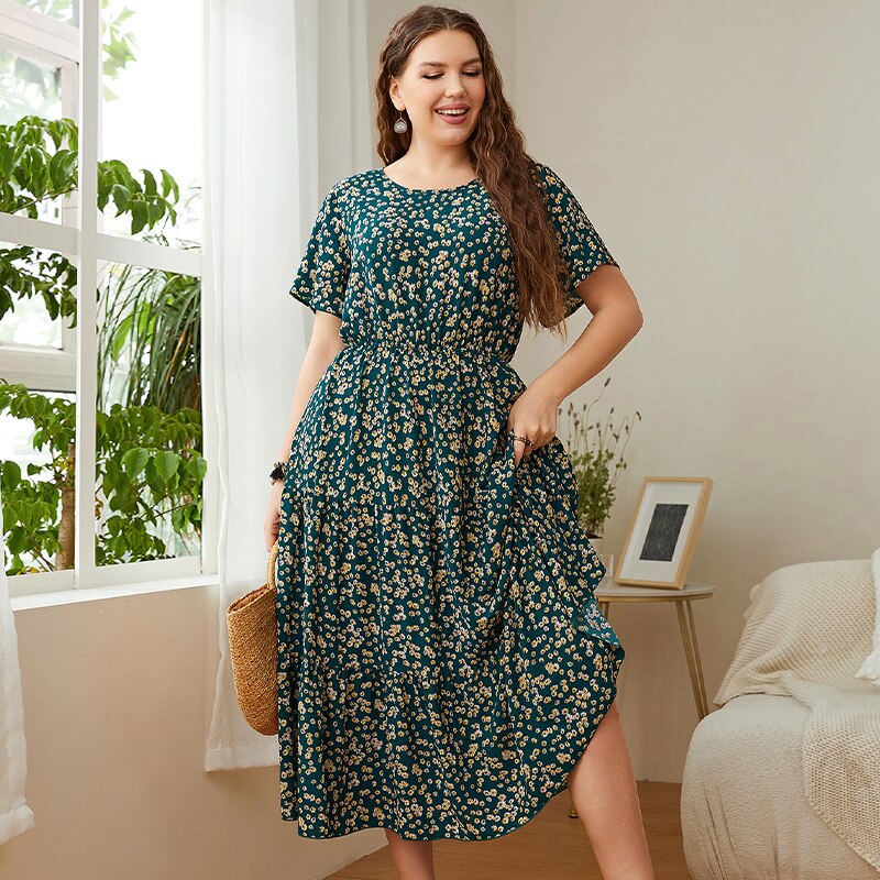 Kleid mit Blumenmuster (Plus-Size)