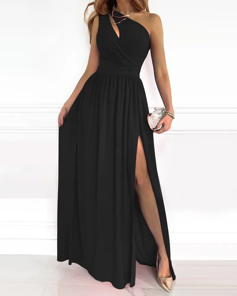 Daphne | Elegantes Maxikleid mit einer Schulterpartie