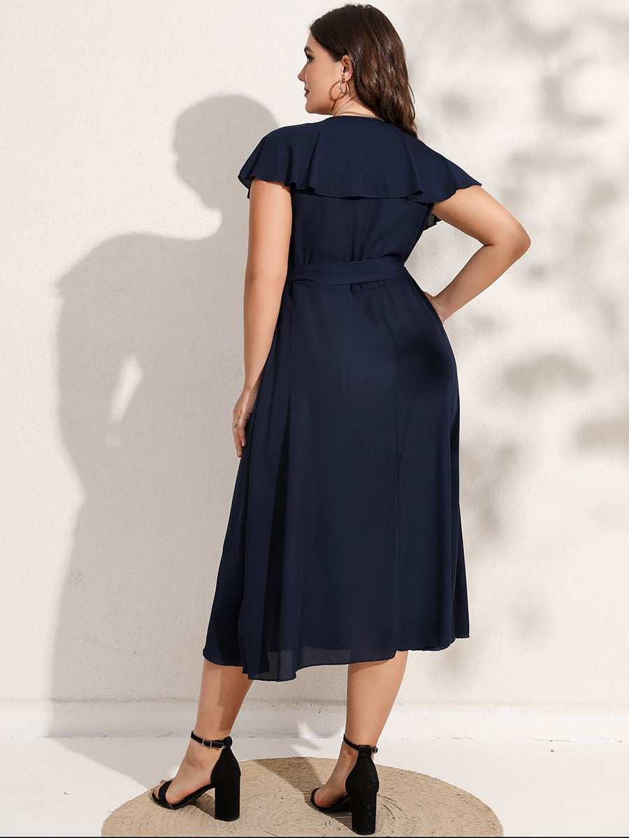 Wickelkleid mit Rüschen (Plus-Size)