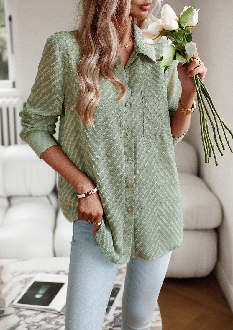 Olive gemusterte Bluse