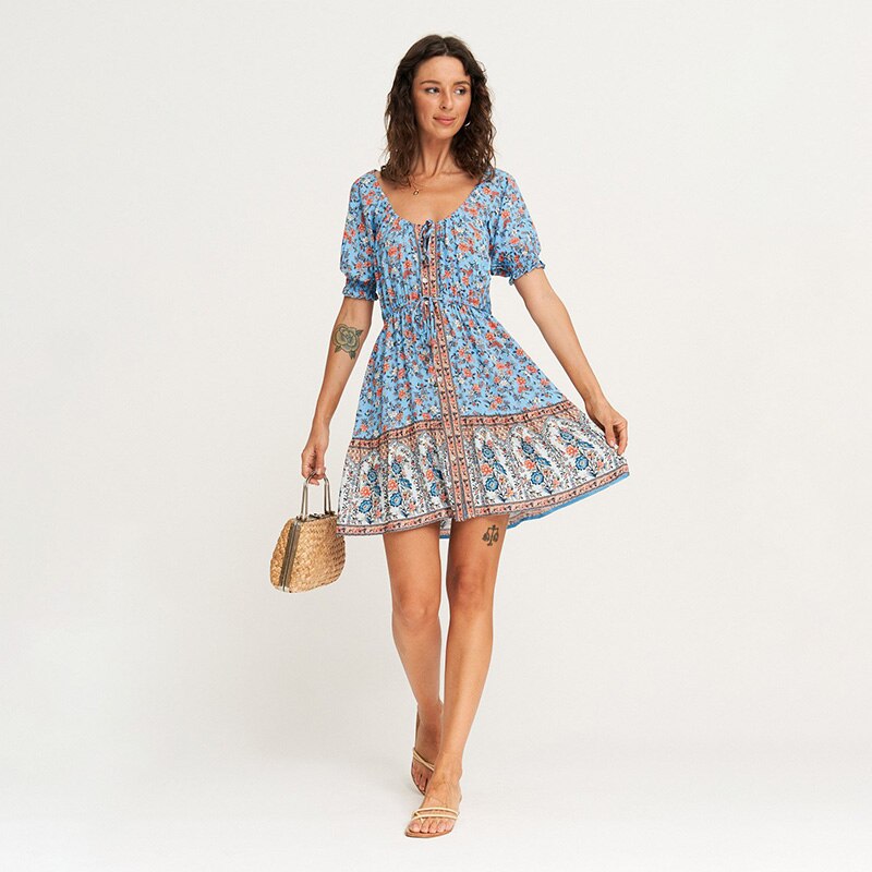 Kleid mit blauem Boho-Print