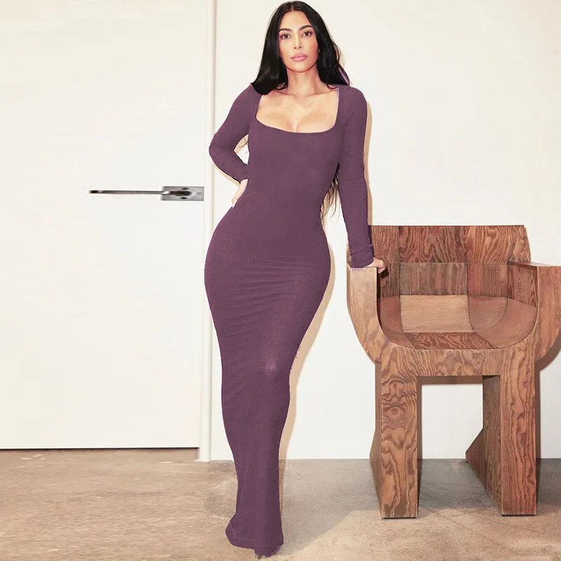 Tolina | Langärmeliges gestricktes Bodycon-Maxi-Kleid mit quadratischem Ausschnitt