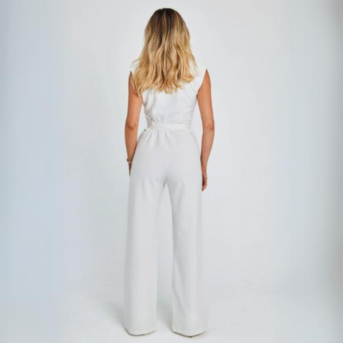 Julia | Ärmelloser Jumpsuit für Frauen