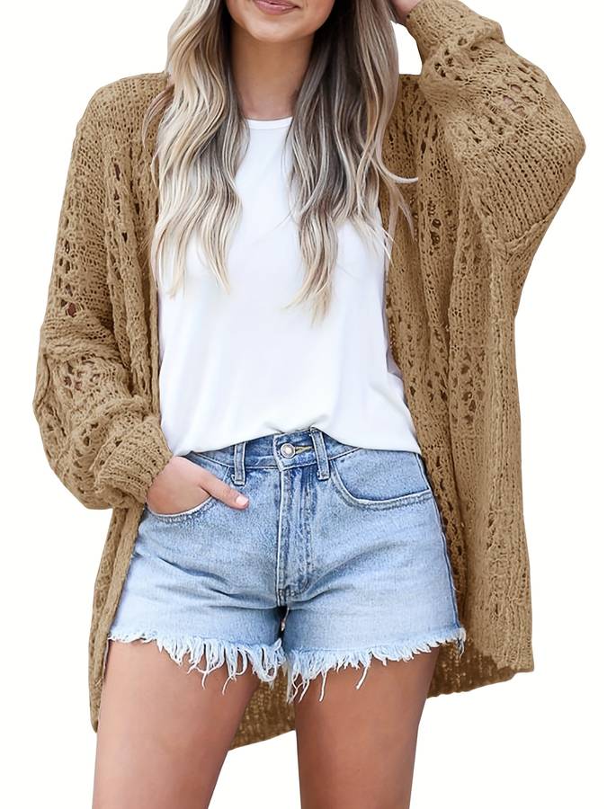 Gehäkelte lange Strickjacke im Boho-Stil