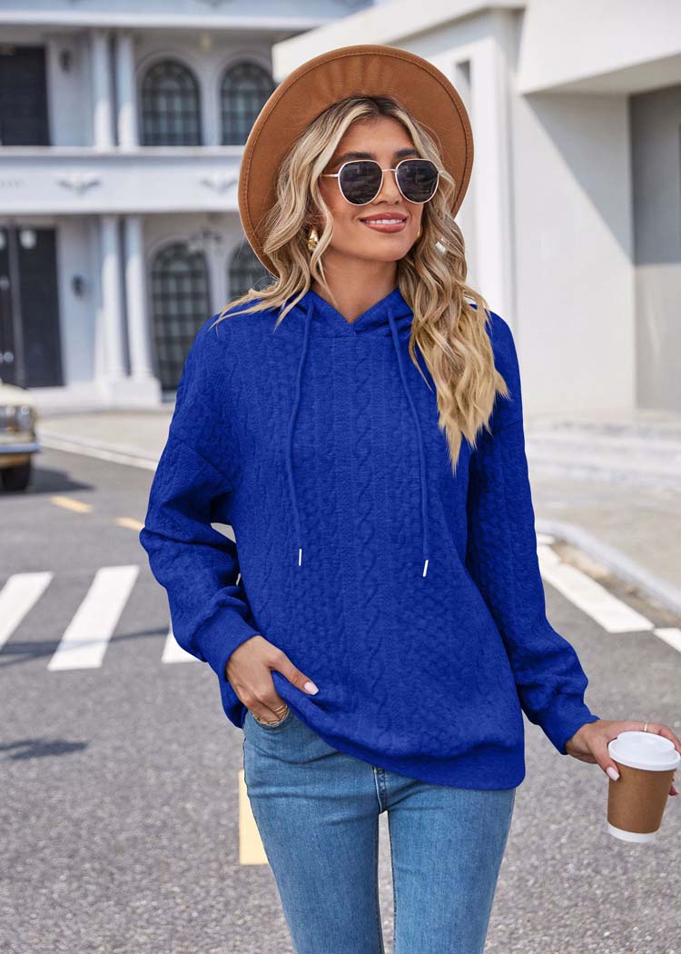 Blauer Hoodie mit Muster