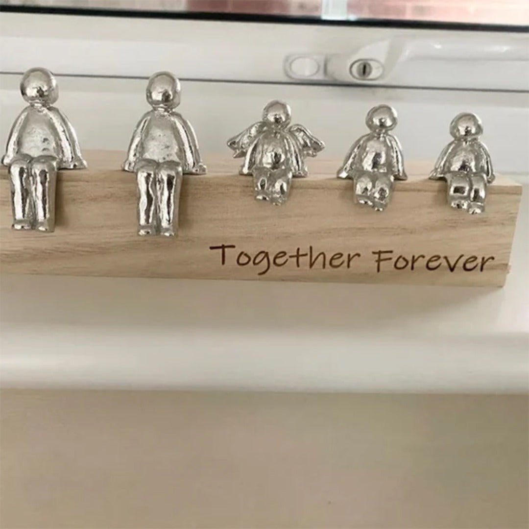 Skulptur der Ewigen Familie | Symbolik der Liebe und Bindung