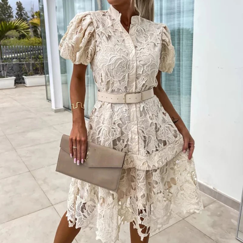 Wanda | Maßgeschneidertes Kleid mit kurzen Ärmeln