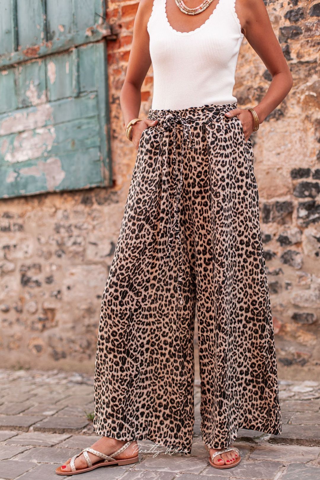 Zaina | Stylische Sommerhose im Leoparden-Look