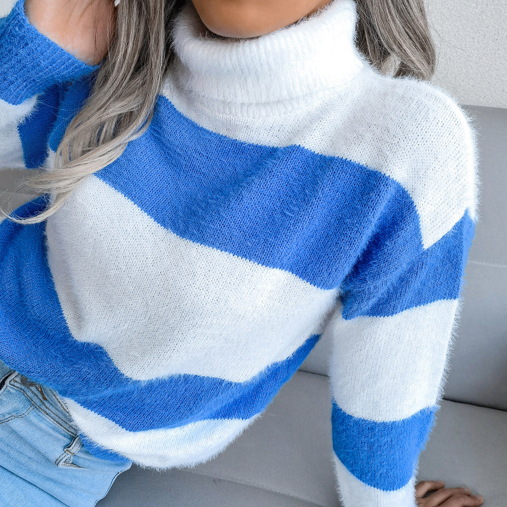 Fluffy Pullover mit blau/weißen Streifen