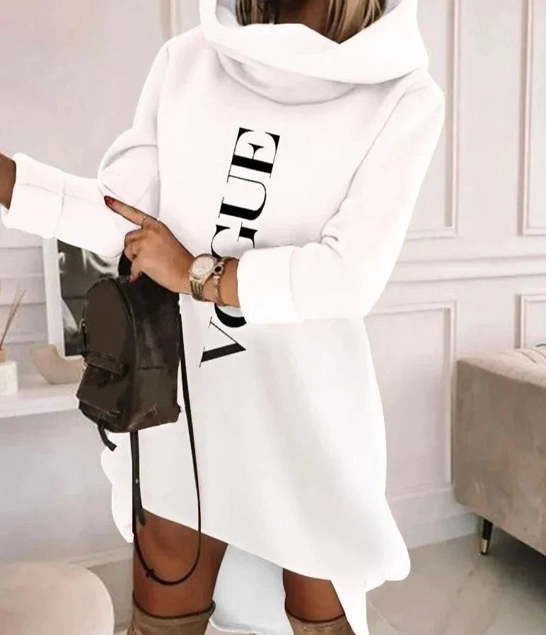 Oversized Kleid mit Kapuze