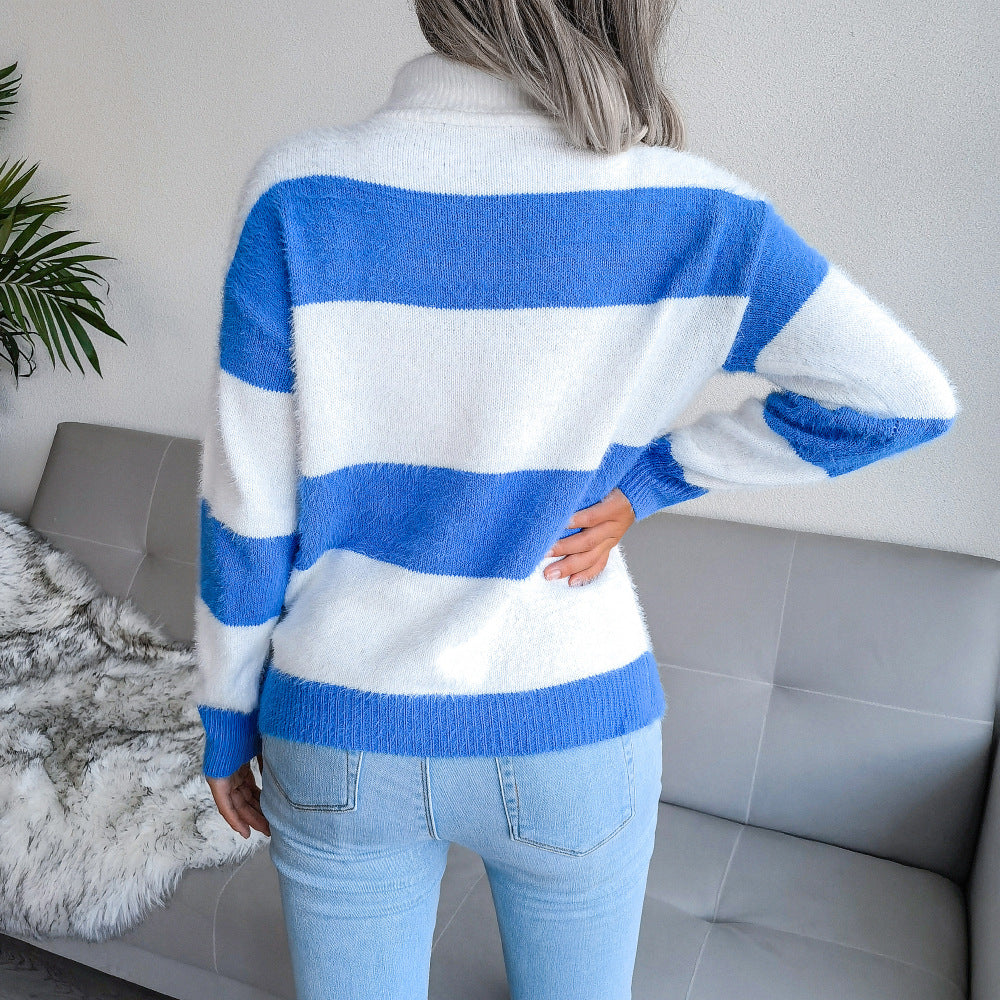 Fluffy Pullover mit blau/weißen Streifen