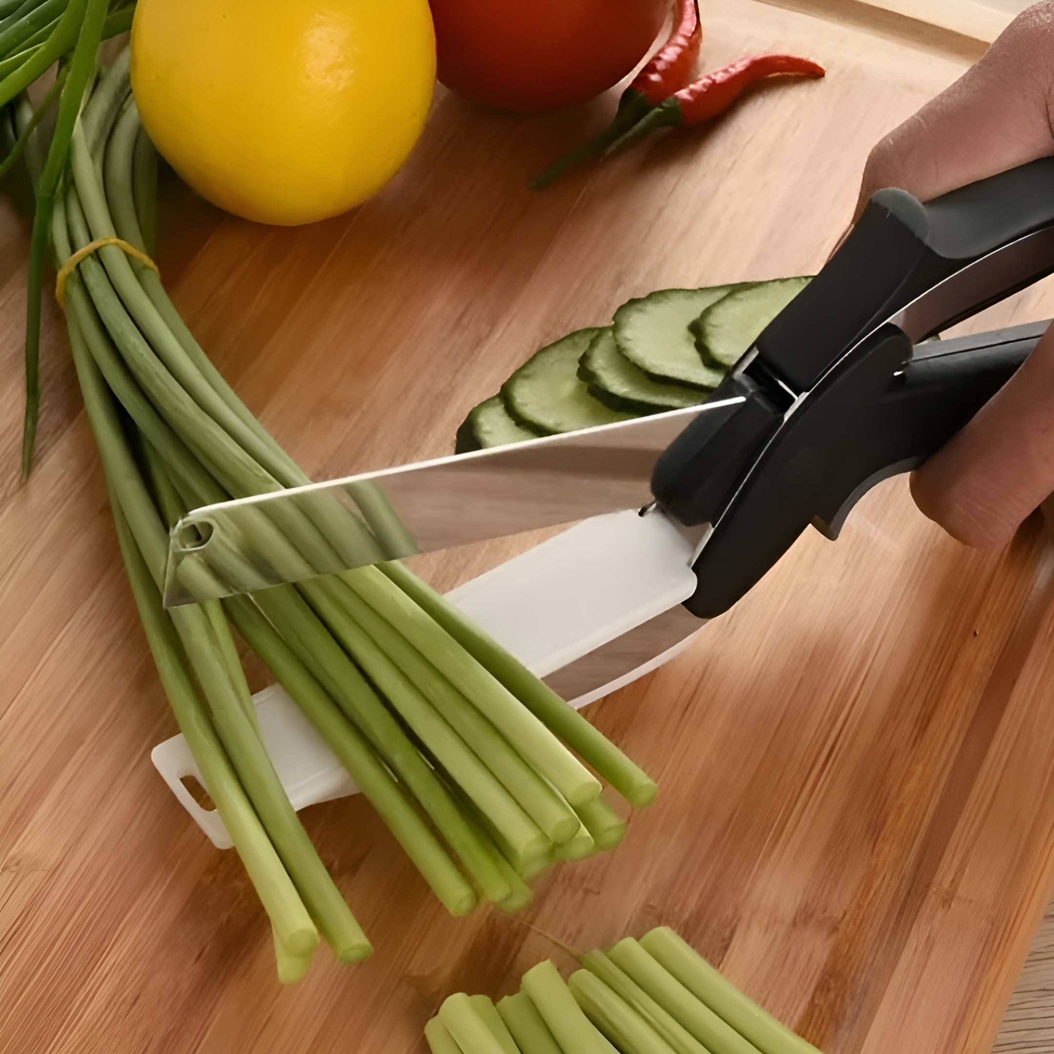 50% Rabatt | KitchenShears™ Dein Ticket zum 10-mal schnelleren Schneiden, Würfeln und Hacken!